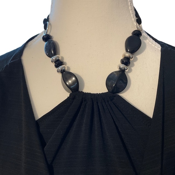 BCX Y2K Layered Top w/ Built in Necklace - Picture 4 of 9